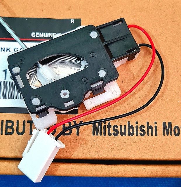 1718A078 Mitsubishi L200 Fuel Gauge Unit Genuine Part for sale online