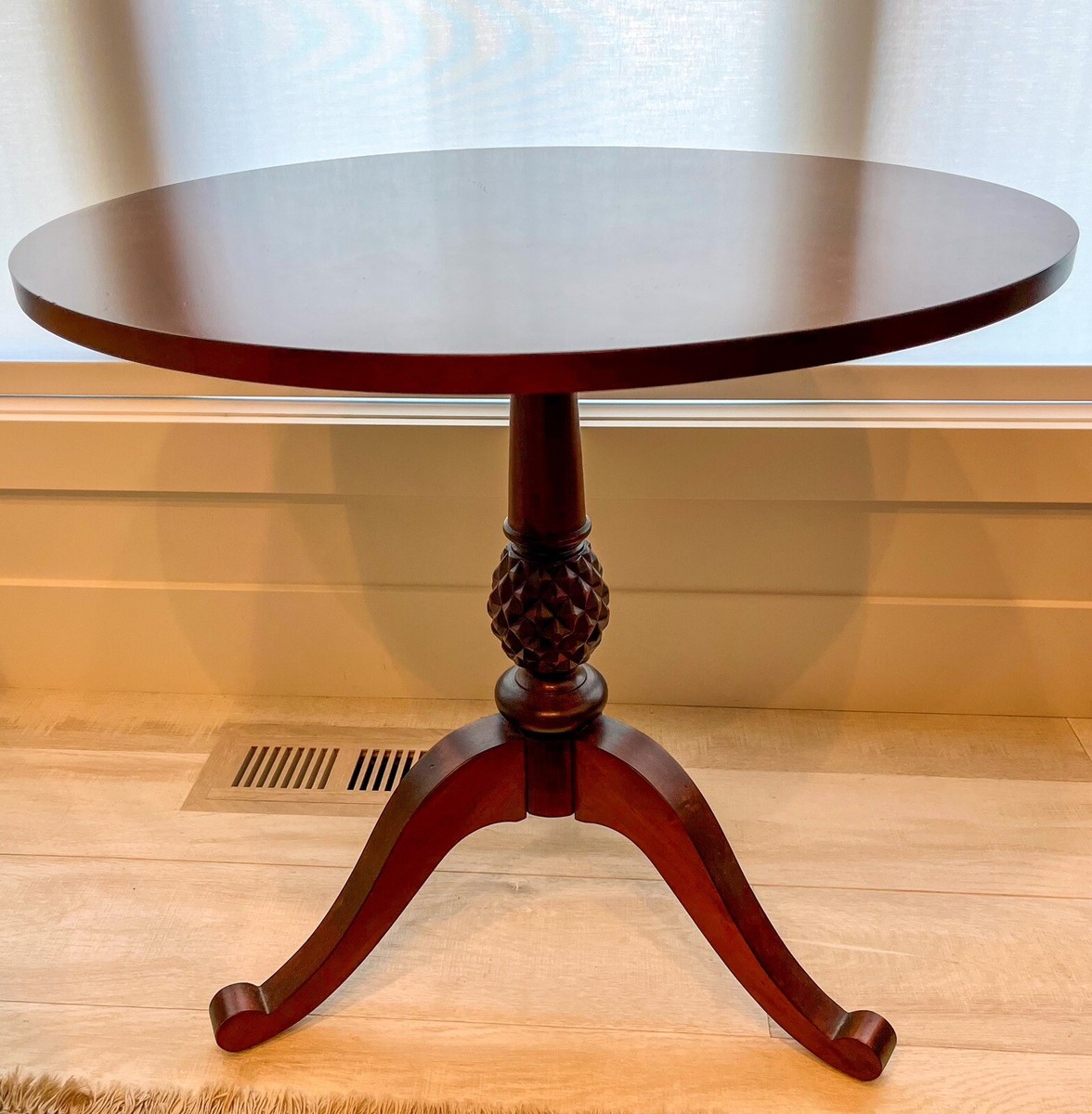 Ethan Allen Old World Treasures Round Pineapple Pedestal Side