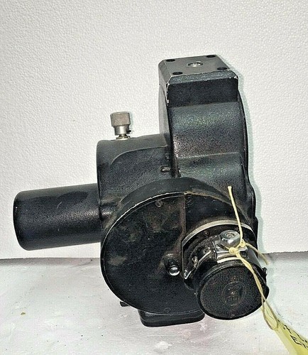 Bell & Howell 35mm Eyemo type WWII Camera Military Surplus Clean! - Picture 2 of 7