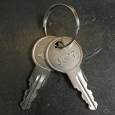 (2) Leer Truck Cap Topper / Camper Replacement Keys Cut Key Code J301 - J375