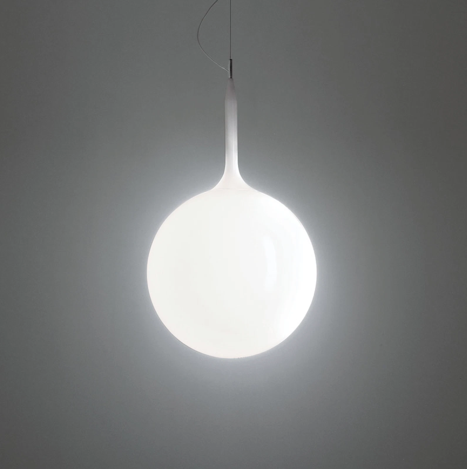 Artemide CASTORE Pendant Suspension 16.5” D Globe White Glass Ceiling Lamp ITALY