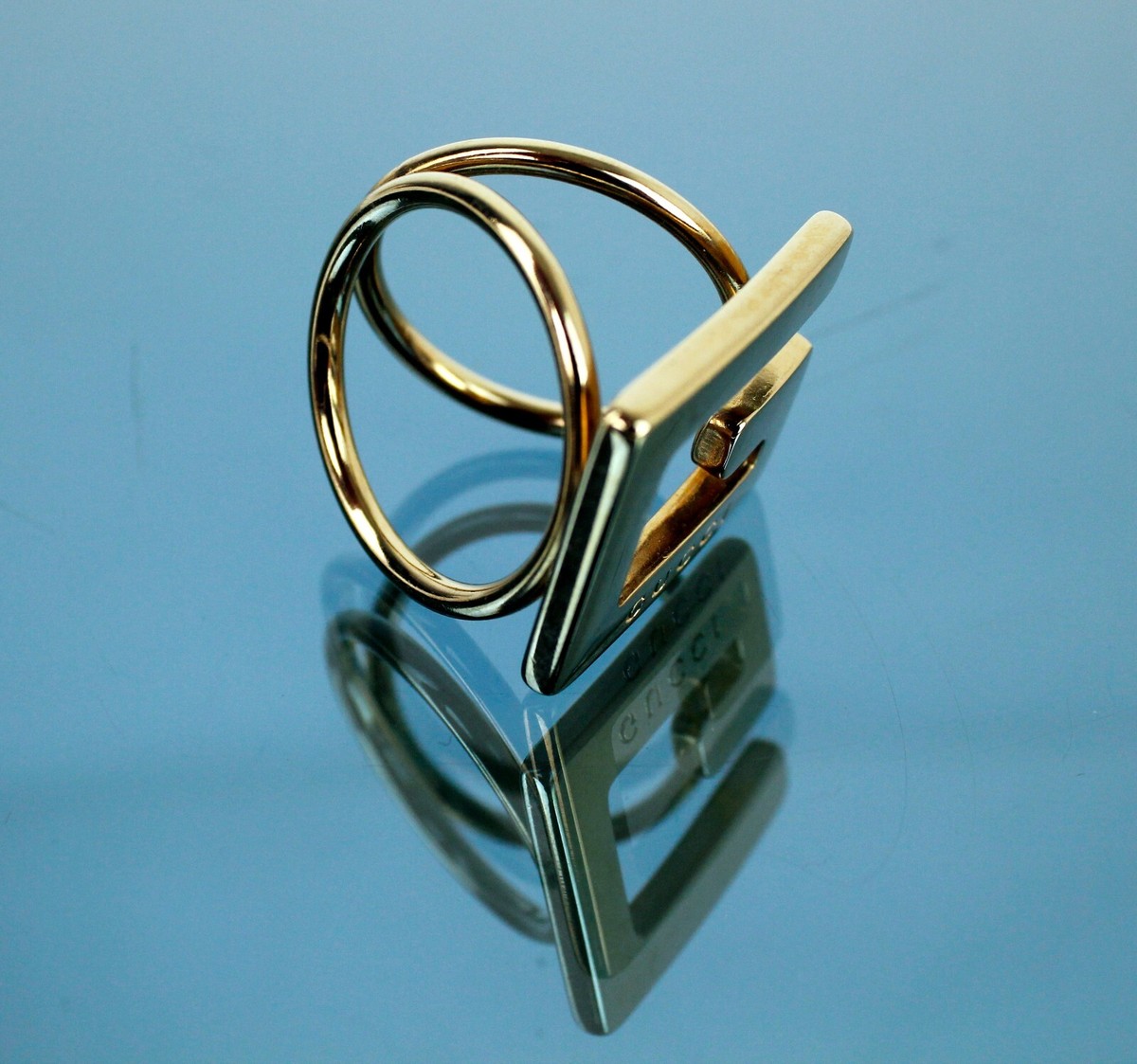 小物 OLD GUCCI Gold Scarf Ring Leather GUCCI Gold Metal G Logo Scarf Holder Scarf Ring Italy Used