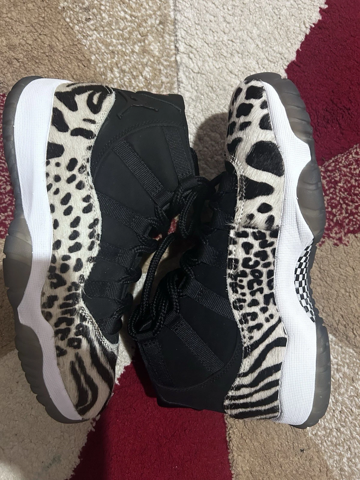 NIKE Jordan 11 Animal Instincts taglia UK 5 5