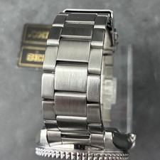 Seiko 5 Sports SRPD63 Men's Watch Automatic Winding 4R36 Day Date 5