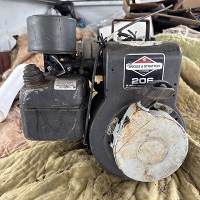 VINTAGE BRIGGS & STRATTON 5hp  OLD Gas ENGINE Minibike  Go Kart Cart Motor  1984