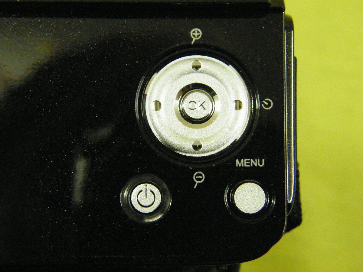 Vivitar DVR 528 – Caméscope D'occasion Avec étui (MID 0031010)