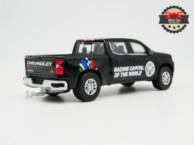 CHEVROLET SILVERADO RACING CAPITAL OF THE WORLD BLACK 1:64 SCALE