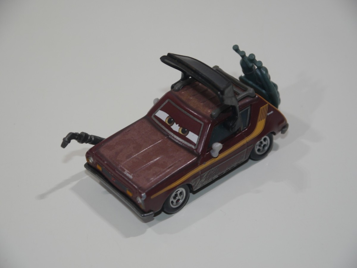 Disney Cars Oil Rig Getaway Towga Gremlin Blow Torch Die-cast 1:55