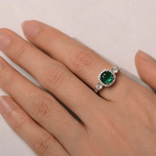 Green Emerald 925 Sterling Silver Ring Round Lab Created Gemstone Cut Halo Ring