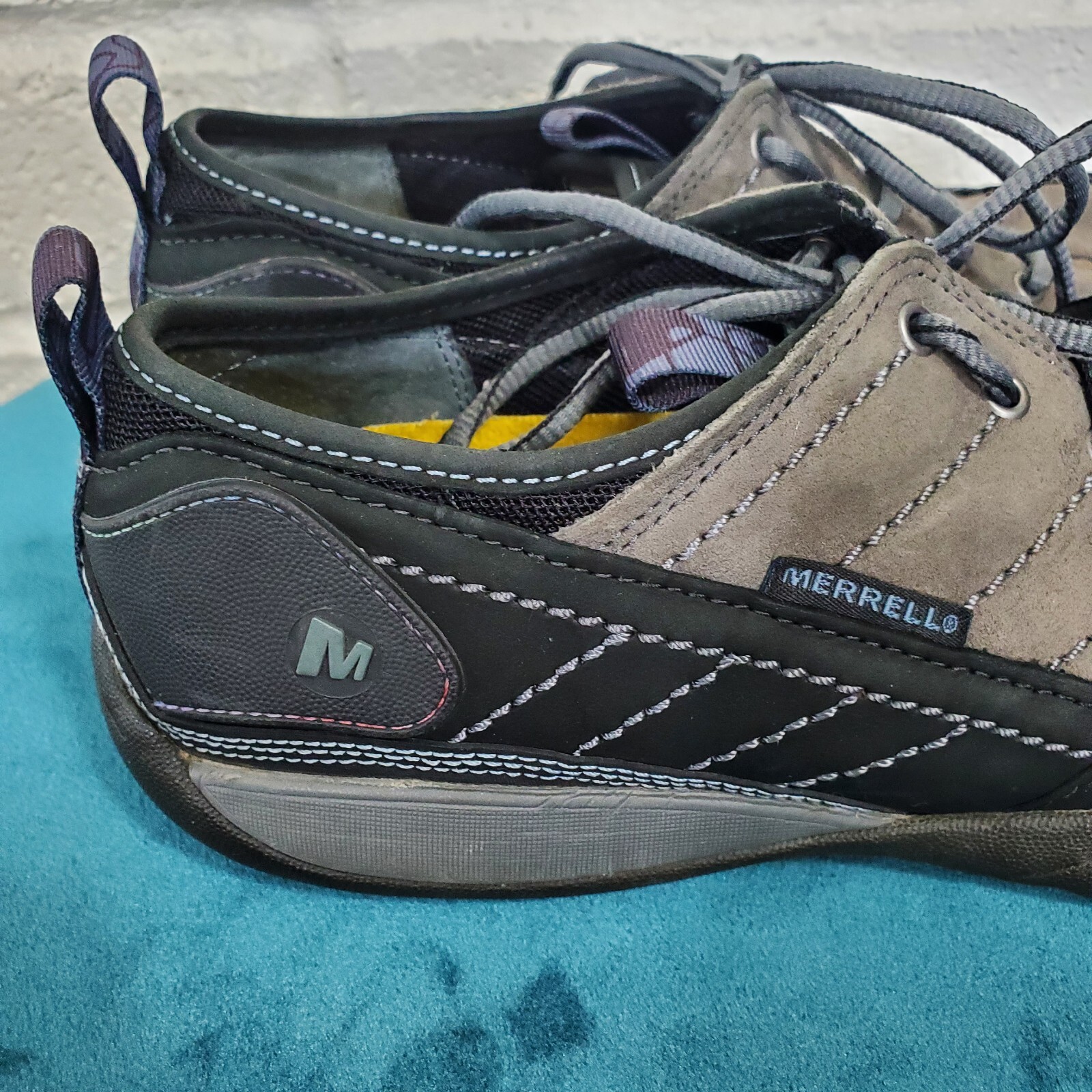 Scarpe da trekking Merrell pizzo nero mimosa J68166 donna taglia 9 grigio nero pelle