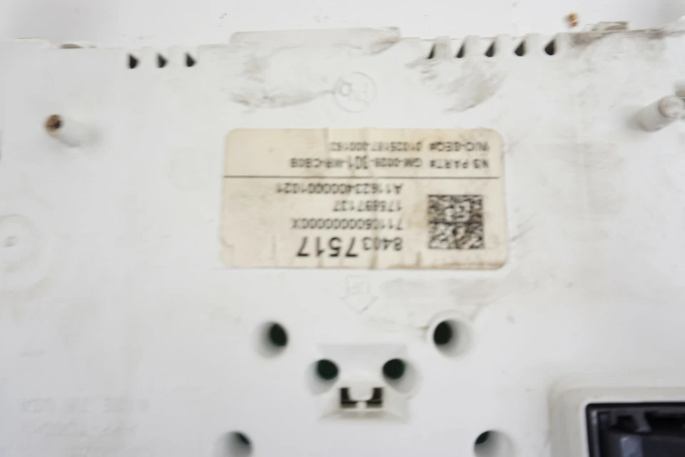 2017 2018 19 CHEVROLET IMPALA Speedometer Gauge Cluster OEM NO FRAME 63K MILES - Image 3 of 3