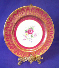 Stunning Paragon Cabinet Plate Maroon And Gold And Floral Centre