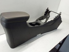 Hyundai Kona OS Bj.2018 Mittelkonsole mit Armlehne ab 06.17 Hyundai Kona OS Bj.2018 Mittelkonsole mit Armlehne ab 06.17