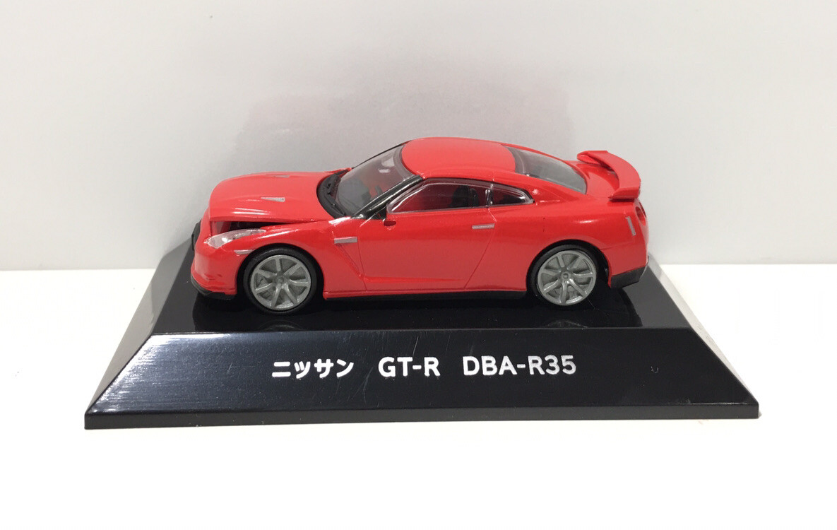 ニッサン GT-R DBA-R35 赤 F-toys ミニカー F-toys 1/64 Nissan Anniversary GT-R DBA-R35 No.1 Diecast Car