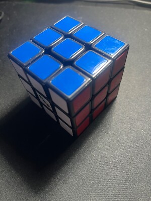 Rubik s Cube, The Original 3x3 Brain Teaser Fidget Toy (6063964)