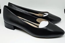 BRAND NEW Easy Spirit Women's Caldise Slip-On Low Heel Black Dress Pumps Size 8W