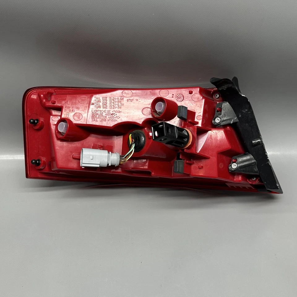AUDI A5 TAIL LIGHT RIGHT PASSENGER 2013 2014 2015 2016 2017 OEM 8T0945096J - Изображение 4 из 4