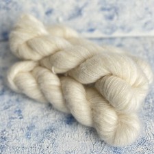 Silk Mohair lace yarn 464 Yard per 50g