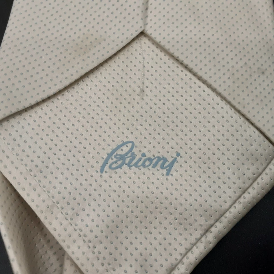 Corbata de cuello BRIONI 100 % seda marfil hecha en Italia puntos azules claros 59”L 4”W Foto 2 de 4