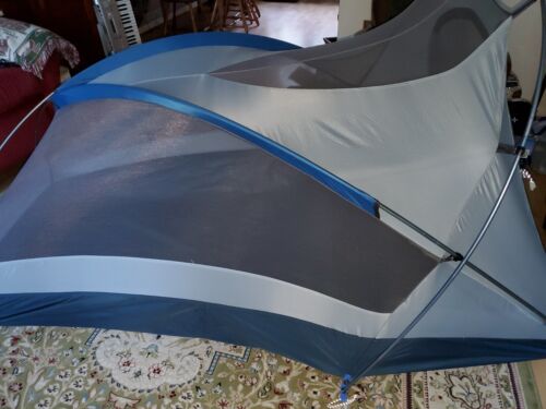 The North Face Tadpole 23 Blue Tent 