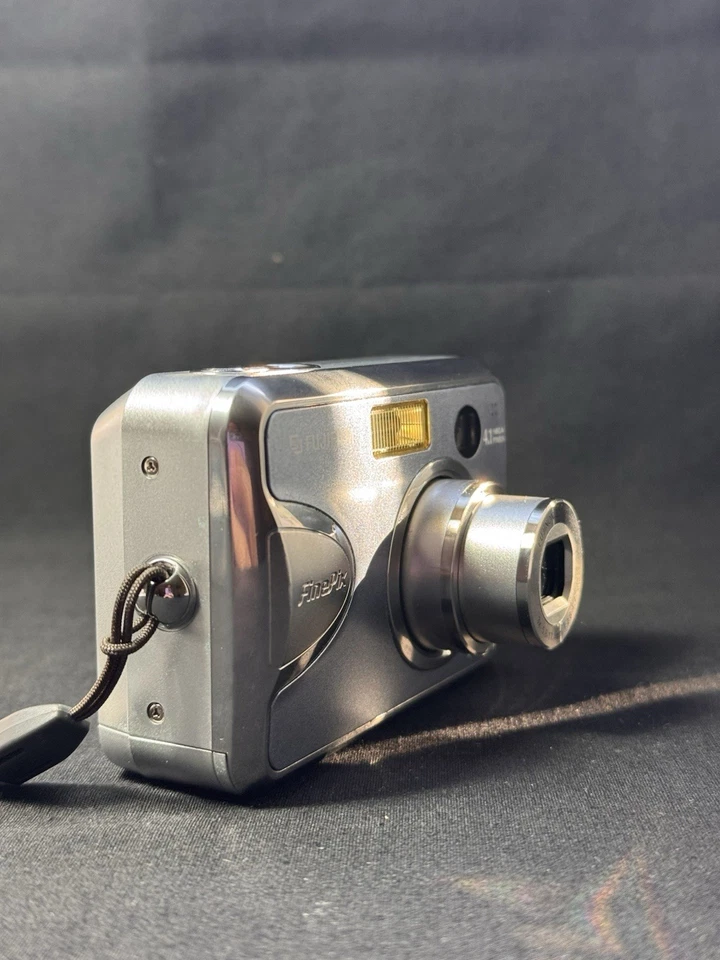 Fujifilm FinePix A360, photo 3 of 5
