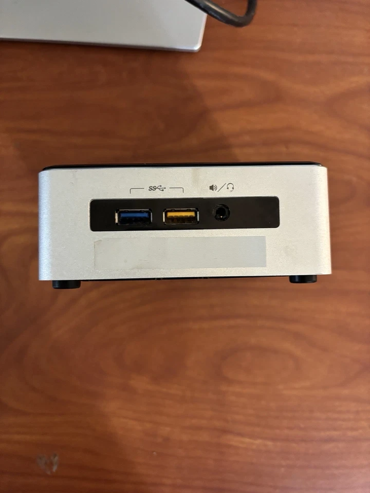 Intel NUC5i7RYH Intel Core i7-5557U Mini PC NO SSD NO RAM NO OS NO A/C ADAPTER - Image 2 of 4