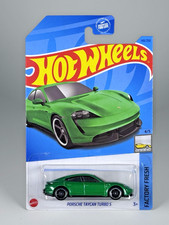 Hot Wheels Porsche Taycan Turbo S 149/250 Factory Fresh 4/5 Green