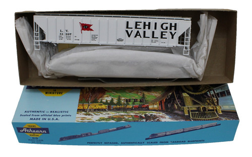 Tolva cubierta Bev-Bel 650-2 Athearn HO 54' PS Lehigh Valley 51207 blanca nueva en caja | Condition: New