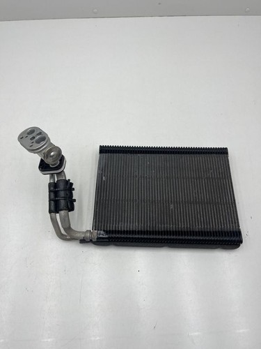 BMW 1 F20 F21 2017 Klimaverdampfer Kondensator 9289832 2017 250kW CAI1951