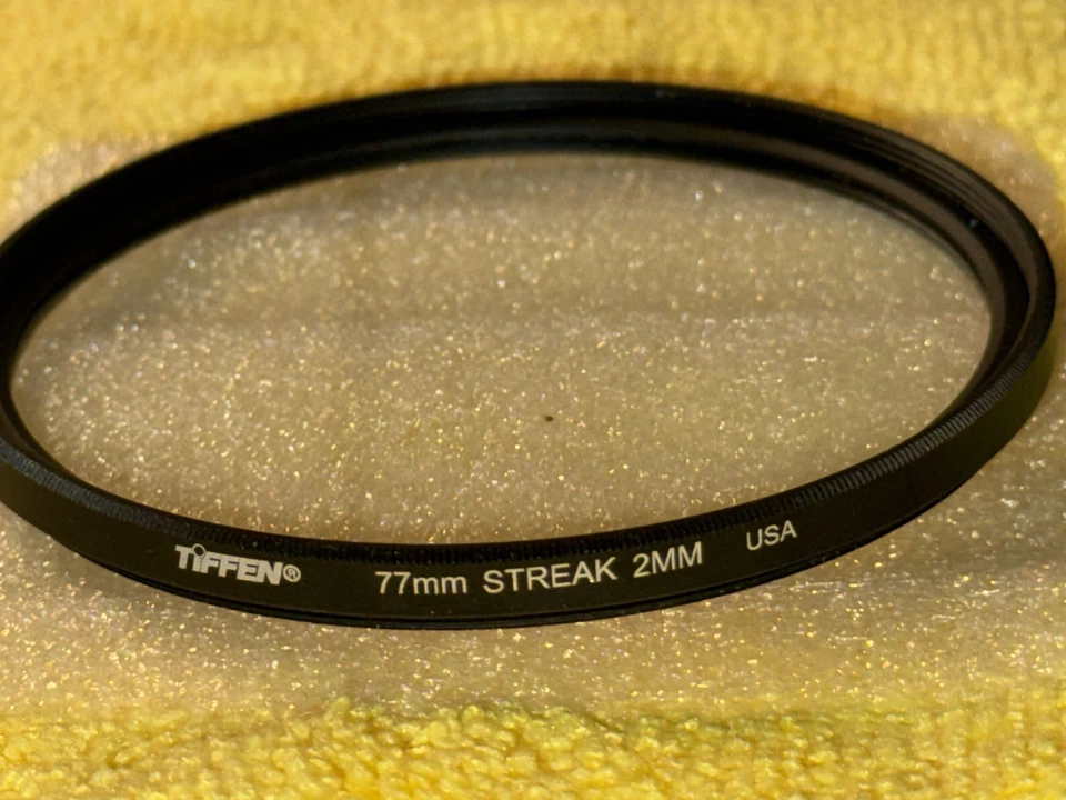 NICE! Tiffen 77mm STREAK 2mm Filter (2mm) w/ ETCHED LINES Camera - Image 2 of 4