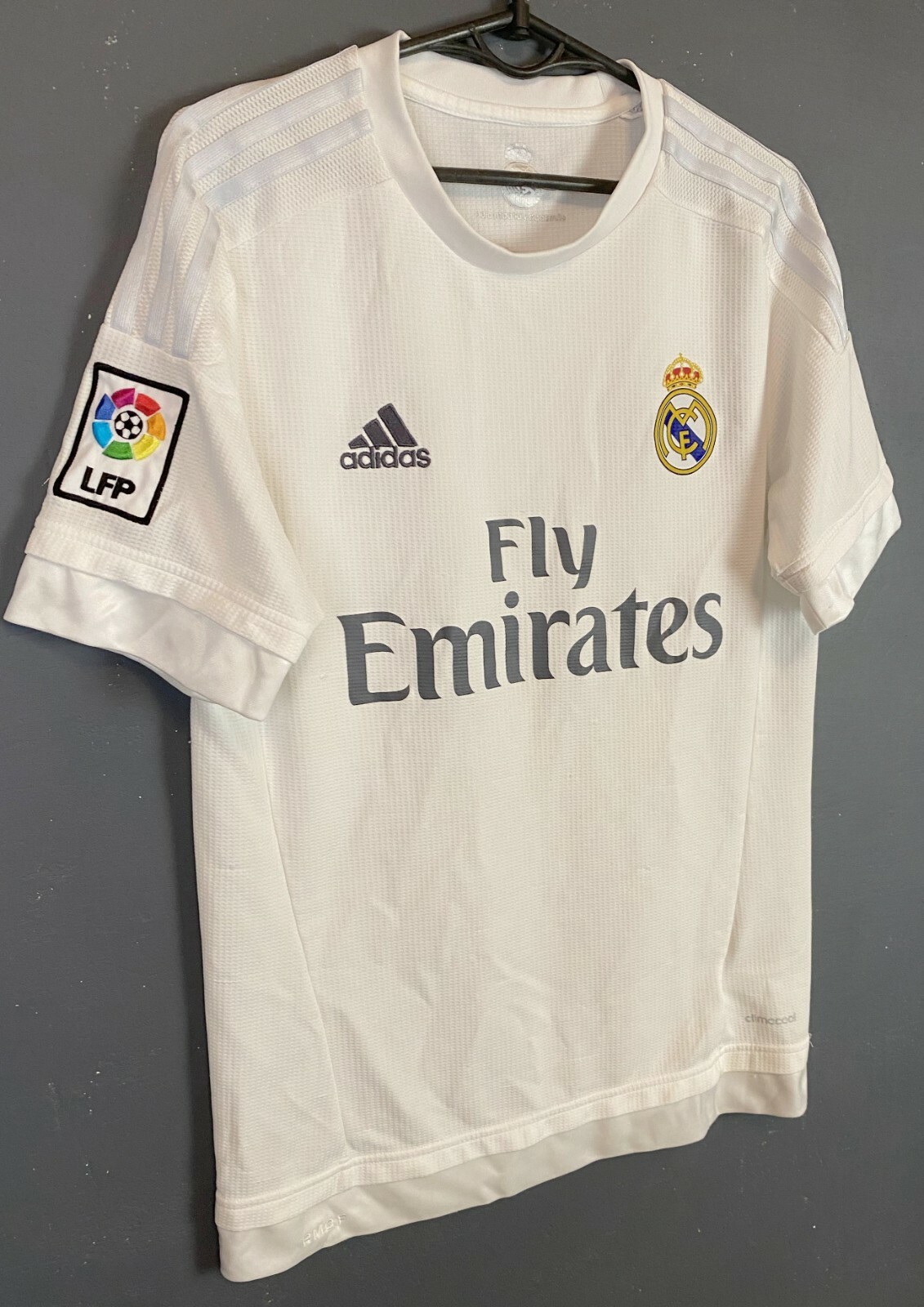 Maillot De Football Real Madrid Benzema - Taille L Homme - Adidas - Occasion Très Bon état
