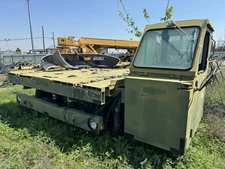 1984 Aircraft Cargo Loading/Unloading
