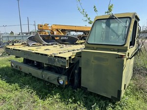 1984 Aircraft Cargo Loading/Unloading