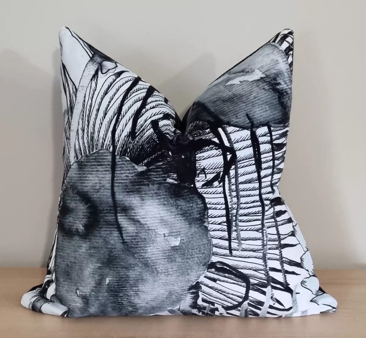 Designers guild 2025 cushion covers