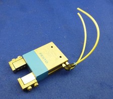 Festo Pneumatic Parallel Gripper HGP-16-A / 161 826 / 8bar / Invoice incl. VAT