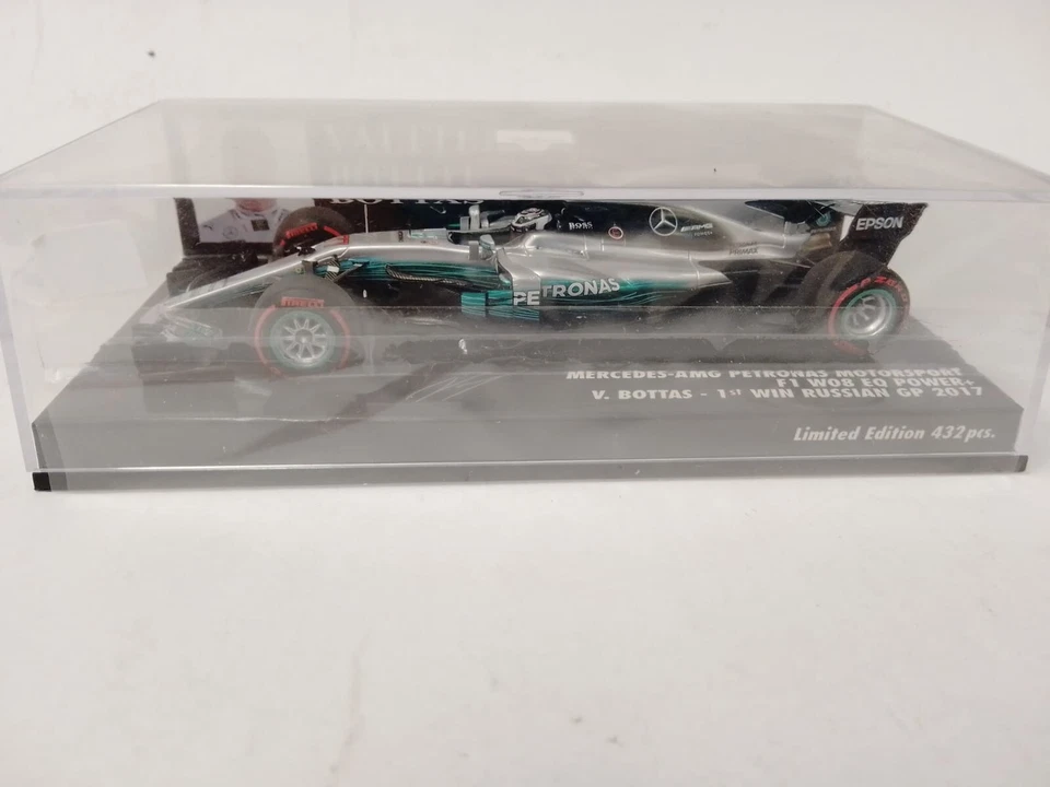 Minichamps Mercedes W08 Valtteri Bottas 1st win Russian GP 2017 1/43 417170477 - Immagine 2 di 3