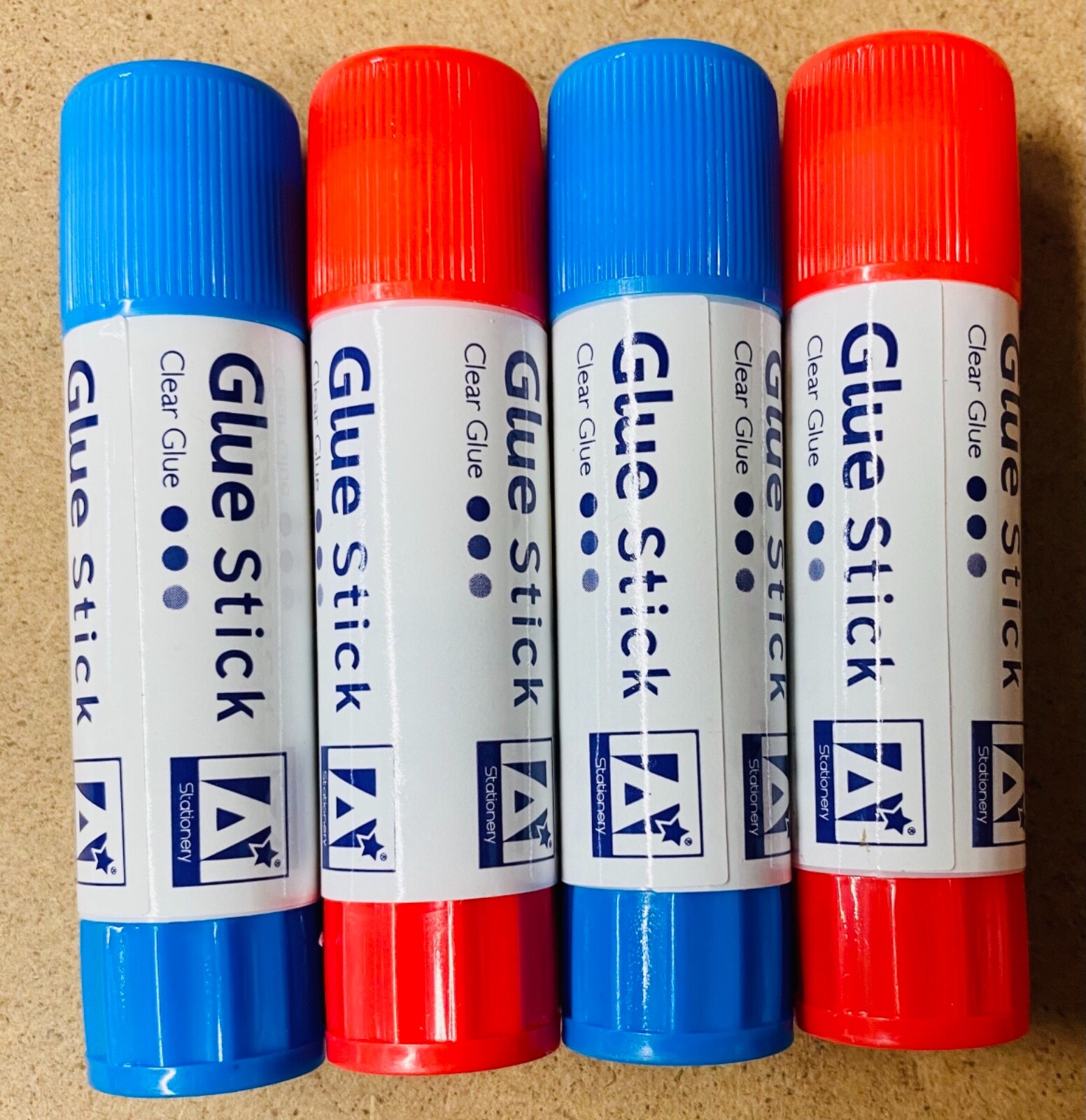 KIDS TWIST UP GLUE STICKS Scrapbook Paper Card Photo Fabric Craft NON