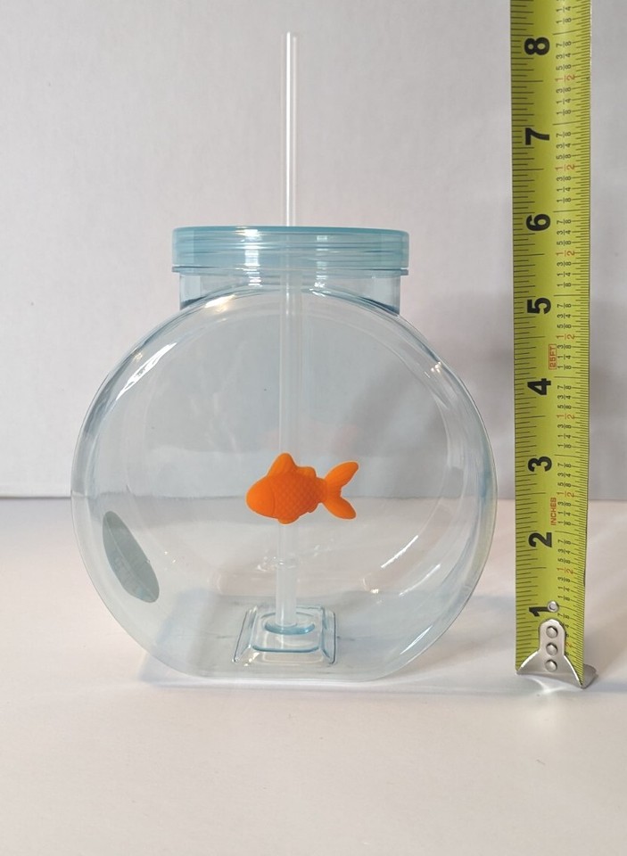 Target Bullseye Playground Fishbowl Sipper Cup Tumbler W/ Goldfish Fish