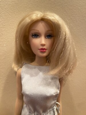Alex in Lunch at 2 Madame Alexander Doll