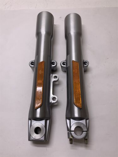 Harley-Davidson Softail Fatboy Lower Fork Tubes Sliders 45915-00 45916-00 - Picture 2 of 8