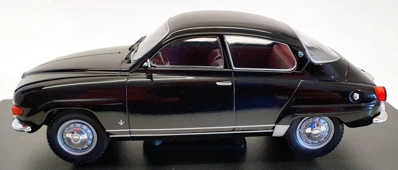 Whitebox 1/24 Scale Model Car WB124051 - 1970 Saab 96 V4 - Black - Image 2 of 4