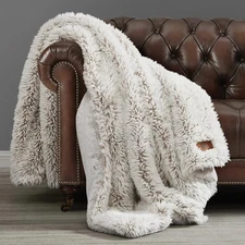 FRYE, Arctic Luxe Throw  Beige