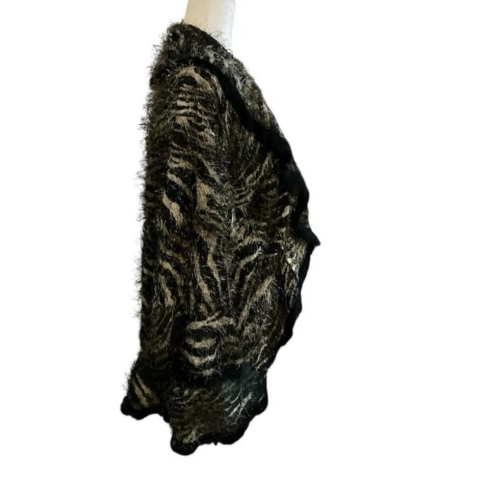 Alberto Makali Mujer 1X Chaqueta Estampado Animal Pestañas Imitación Pluma Ribete Foto 2 de 4