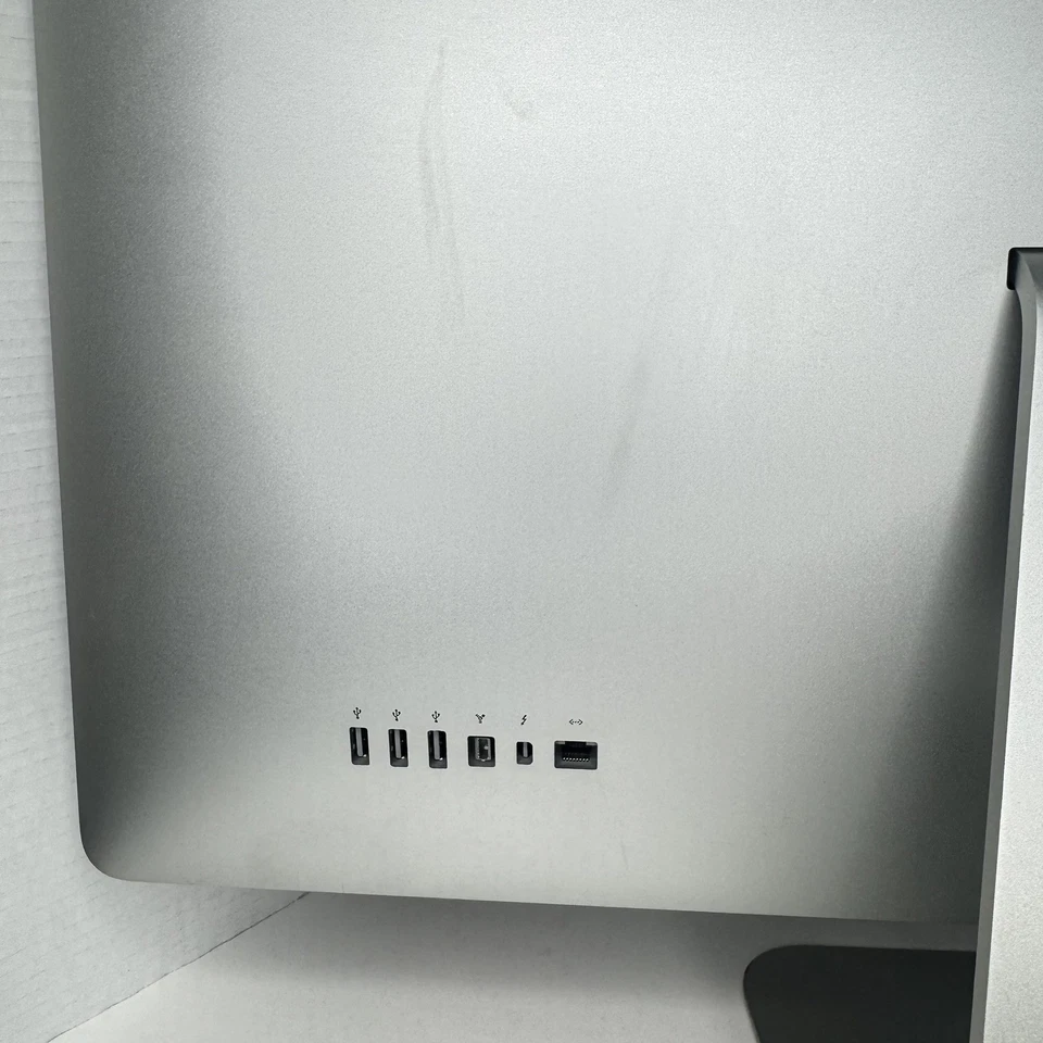 Apple Thunderbolt Display A1407 27" LCD Monitor Very Good Condition - Image 2 of 4