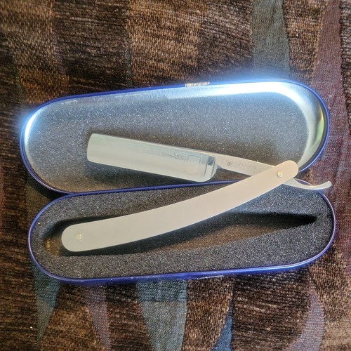 Dovo Straight Razor - Highly rated Buy It For Life recommendation