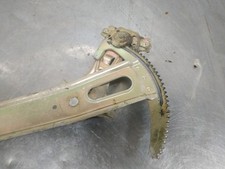 Lève vitre Mercedes MB100