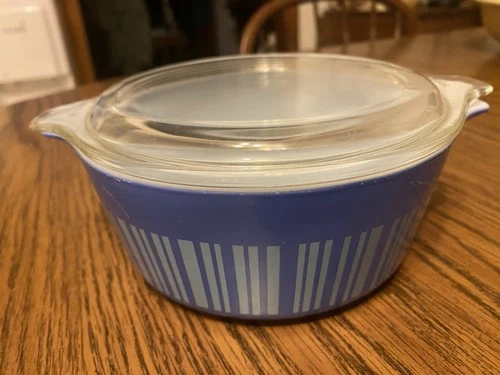 Vintage Pyrex 472 “Barcode” Blue Casserole Dish w/ Lid – 1.5 Pint