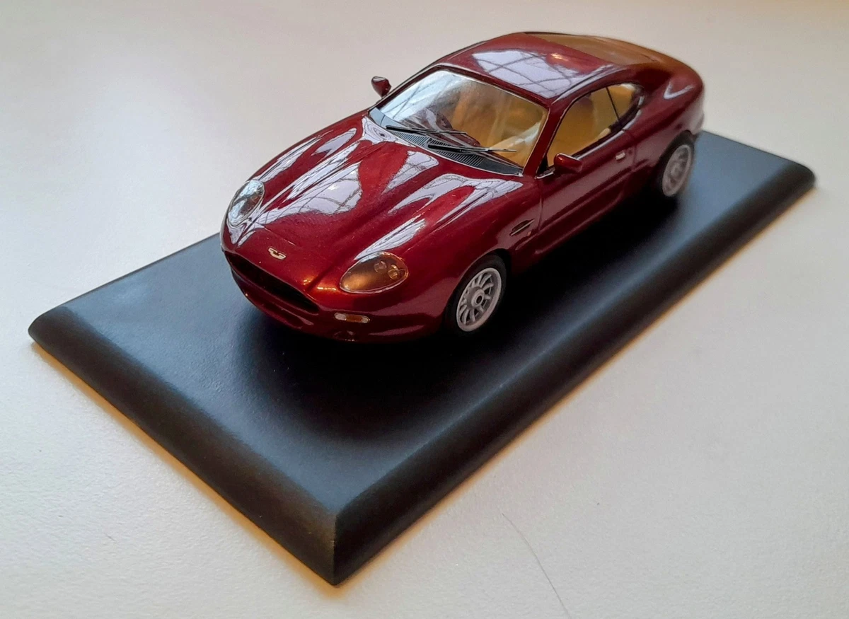 RARE Aston Martin project 2015 KIT SMTS en Métal échelle 1/43
