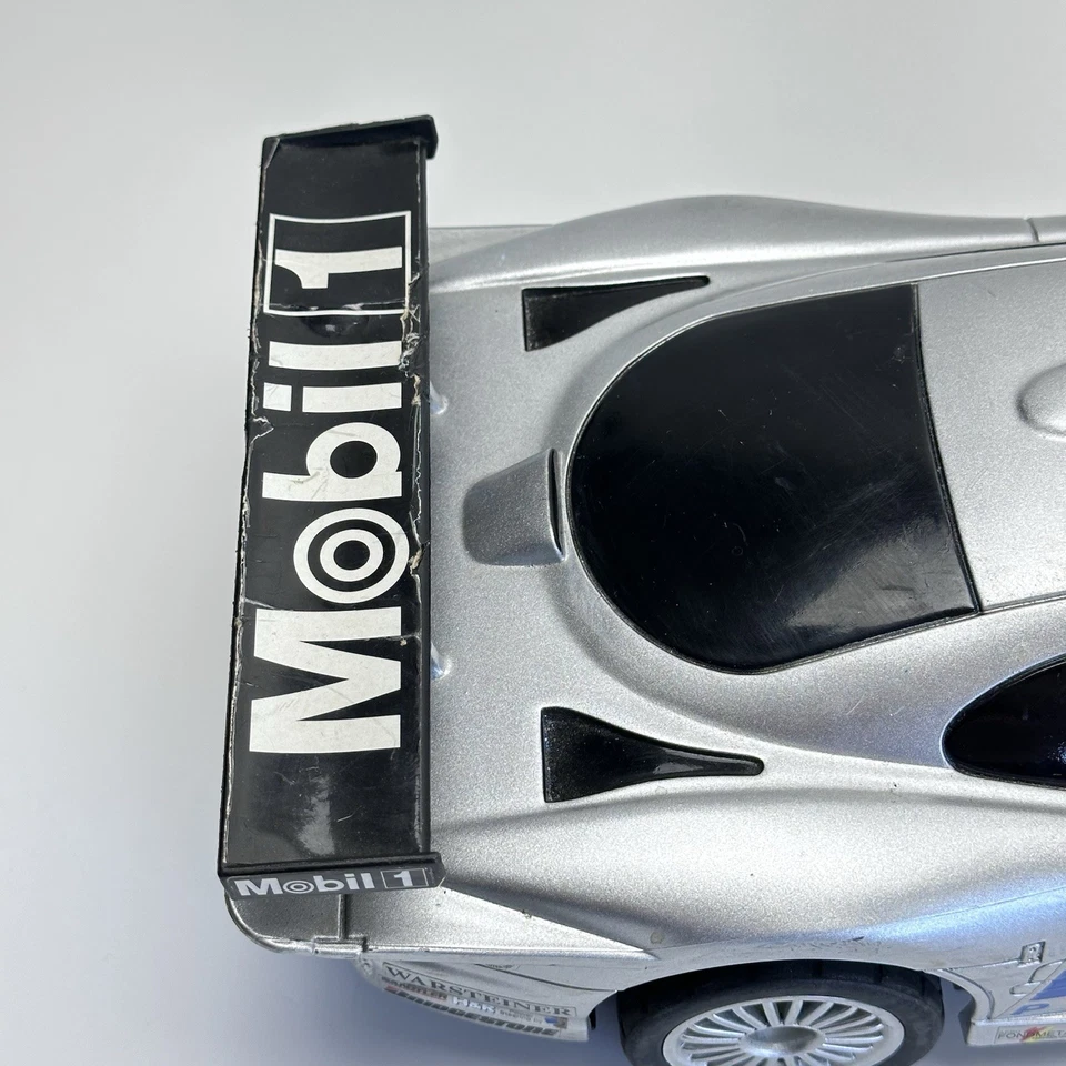 RadioShack 1:10 Mercedes CLK GTR RC Car #60-4258 D2 Mobil 1 – Car Only No Remote - Image 4 of 4
