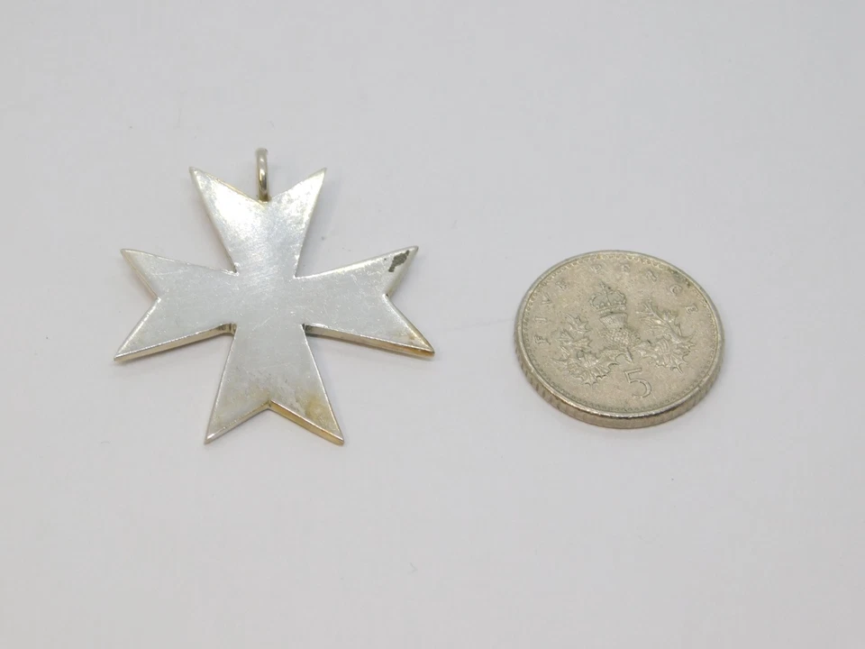 Sterling Silver Maltese Cross Charm Pendant Vintage c1970 - Image 4 of 4